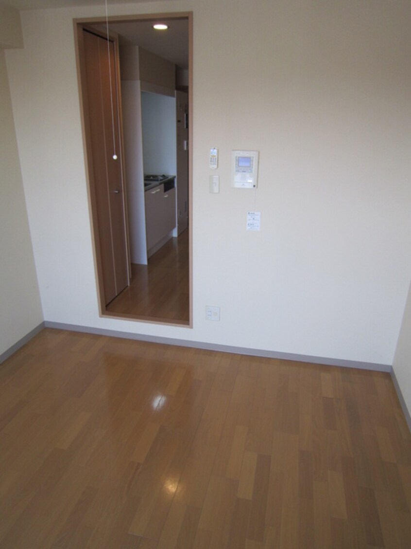 居室 カ－ライル堺市駅前