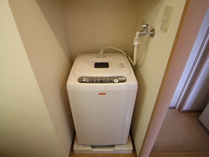 洗濯機置場 カ－ライル堺市駅前