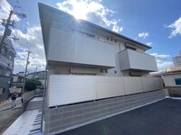 グリスブランシェ