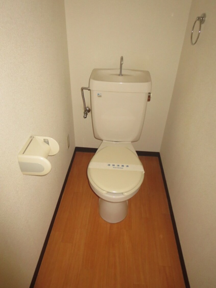 トイレ フォーマルハウト