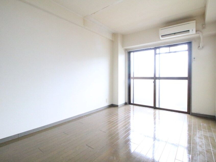 居室 リヴ・ロイヤル