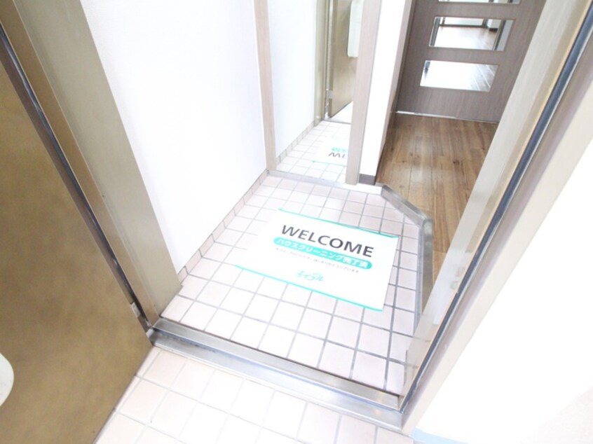 玄関 リヴ・ロイヤル