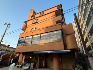 フロ－ラルコ－ト塚口