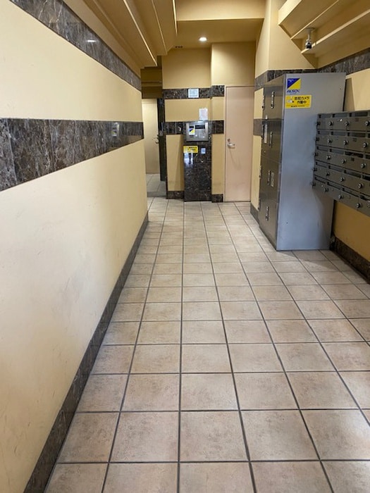 エントランス部分 ＢＲＡＶＩ 新町