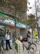 ファミリーマート(コンビニ)まで200m ＢＲＡＶＩ 新町