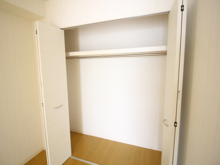 収納 ジュネス甲東伍番館