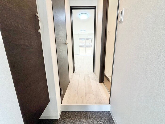 玄関 ｼﾞｰﾒｿﾞﾝ石津町東ｱﾋﾞﾃ