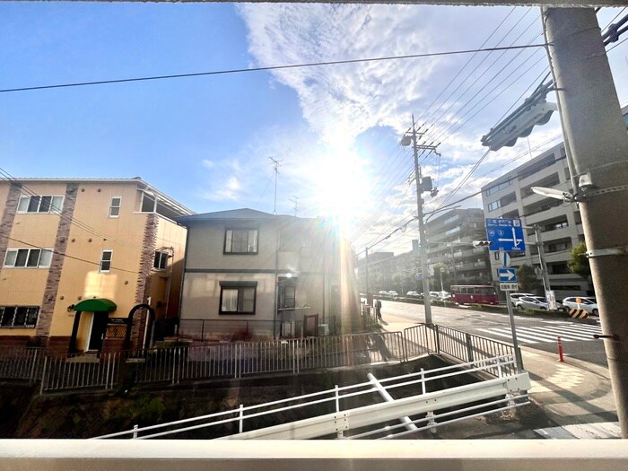 室内からの展望 プチシャトレ森北