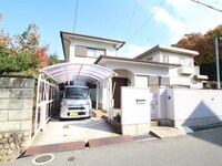 成田西町貸家