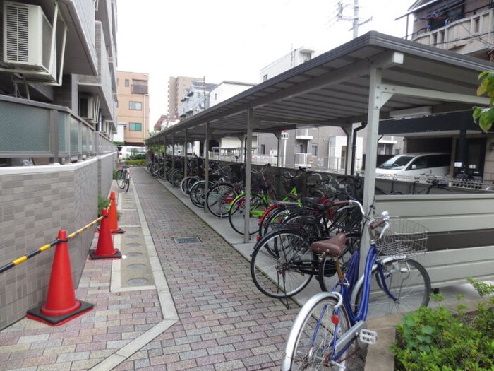 駐輪場 ﾒｿﾞﾝﾄﾞﾌｧﾐ-ﾕ鶴見緑地公園Ⅰ