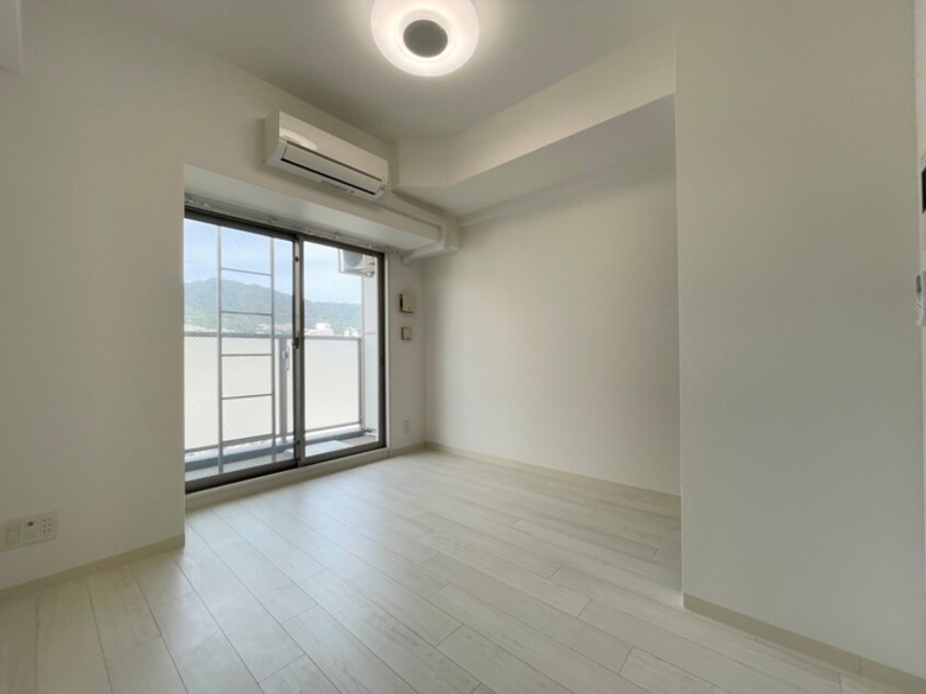 居室 ｴｽﾃﾑｺｰﾄ神戸山手ｽﾃｰｼｮﾝﾃﾞｭｵ