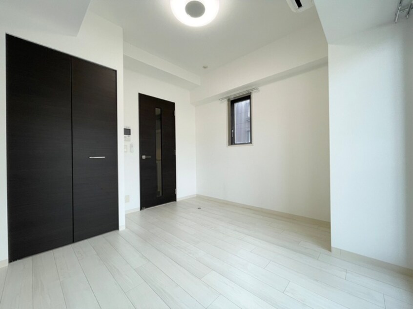 居室 ｴｽﾃﾑｺｰﾄ神戸山手ｽﾃｰｼｮﾝﾃﾞｭｵ