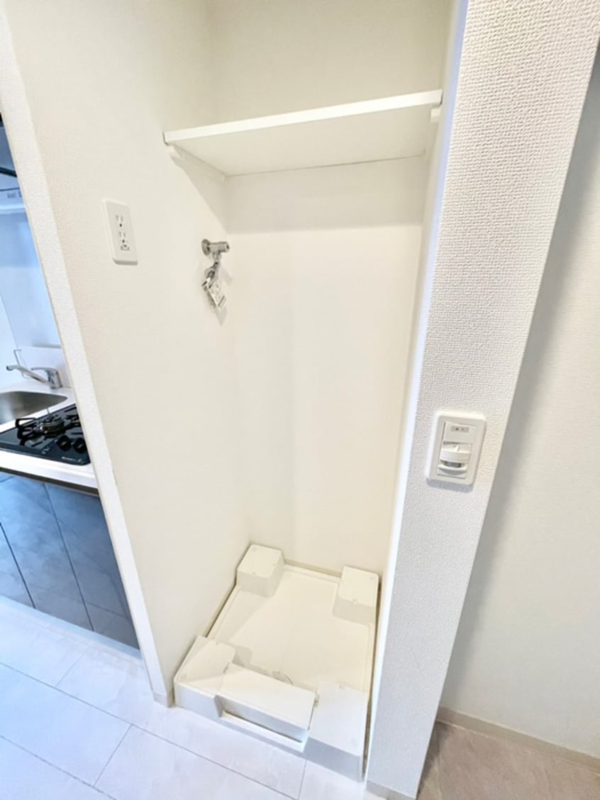 洗濯機置場 ｴｽﾃﾑｺｰﾄ神戸山手ｽﾃｰｼｮﾝﾃﾞｭｵ