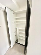 靴箱 ｴｽﾃﾑｺｰﾄ神戸山手ｽﾃｰｼｮﾝﾃﾞｭｵ