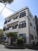 アルカデヤ氷野の外観