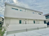 Chrysantheme Court