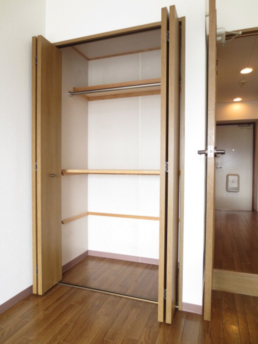 収納 プリオ－ルＺＥＮ弐番館