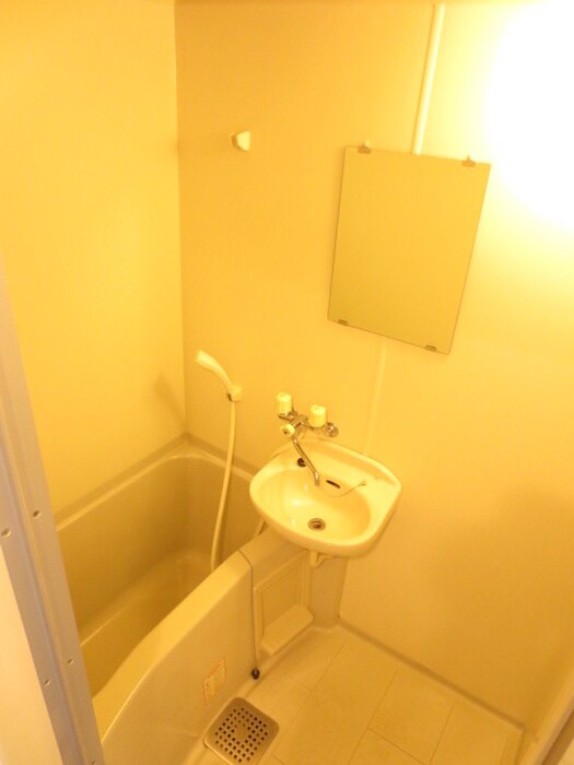 バス／シャワールーム等 プリオ－ルＺＥＮ弐番館