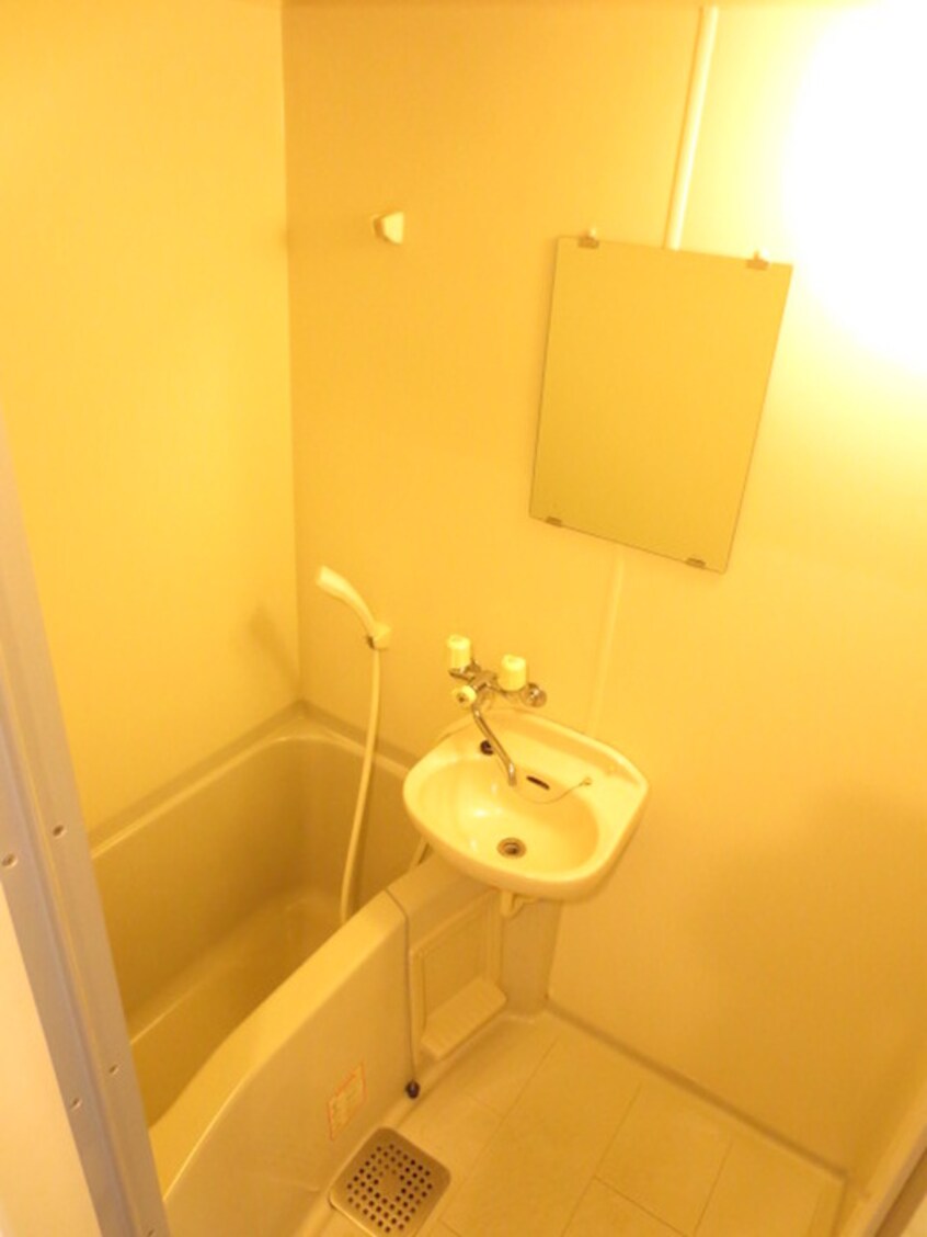 バス／シャワールーム等 プリオ－ルＺＥＮ弐番館