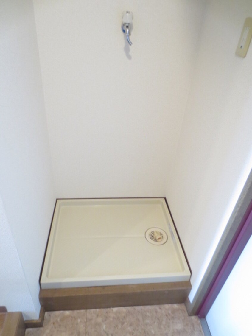 洗濯機置場 プリオ－ルＺＥＮ弐番館