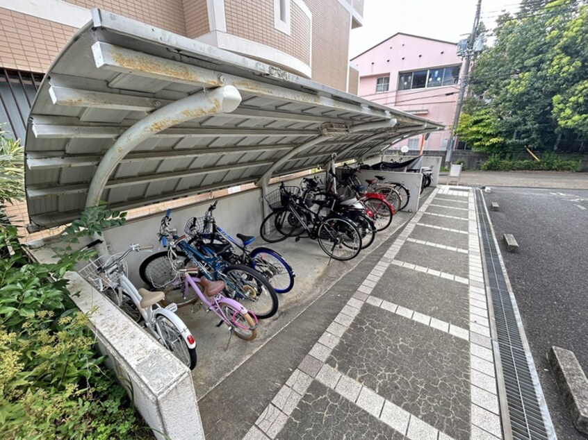 駐輪場 ツインフィールド壱番館