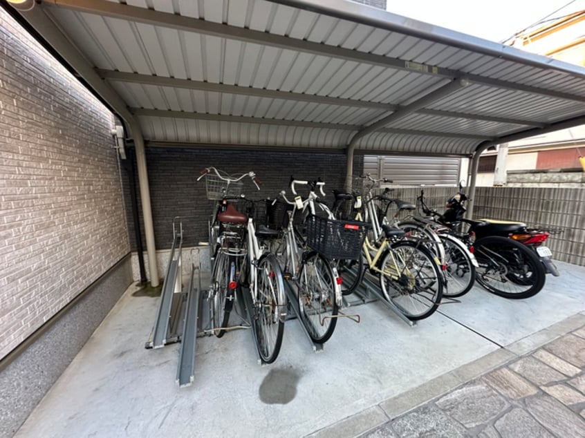 駐輪場 アプローズ