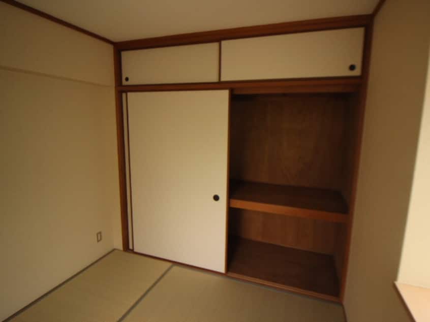 収納 ラ・メゾンクレ－ル