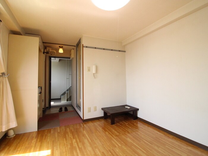 居室 中内ハイツ