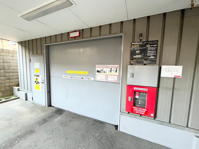 駐車場 アスール江坂３ｒｄ