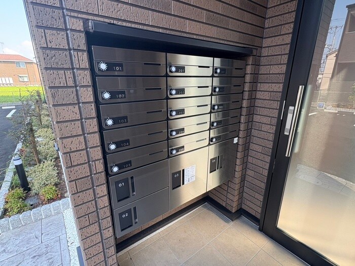 エントランス部分 ウエストコミタリアⅢ