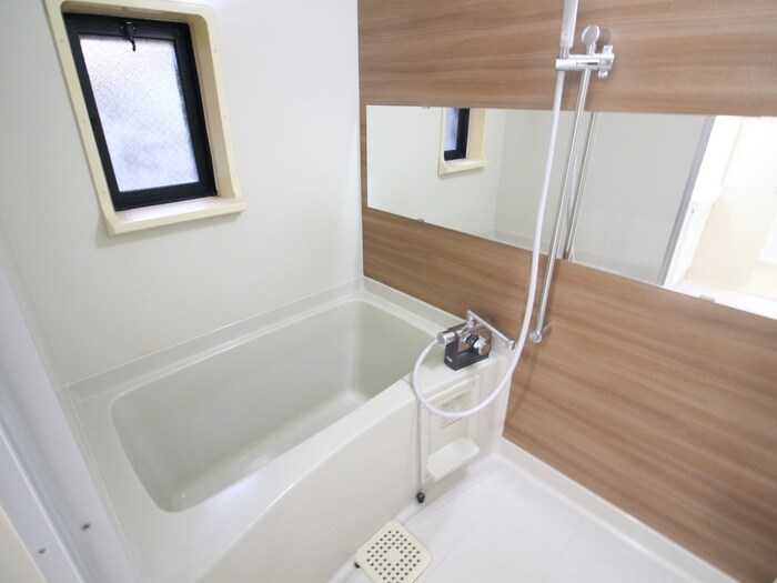 バス／シャワールーム等 ｻﾝｳﾞｨﾚｯｼﾞ21