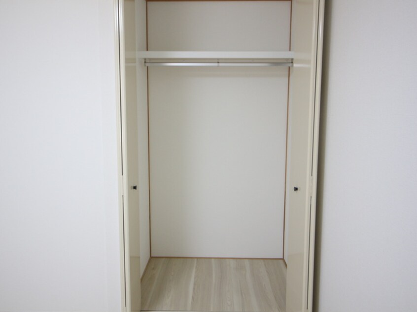 収納 ｻﾝｳﾞｨﾚｯｼﾞ21