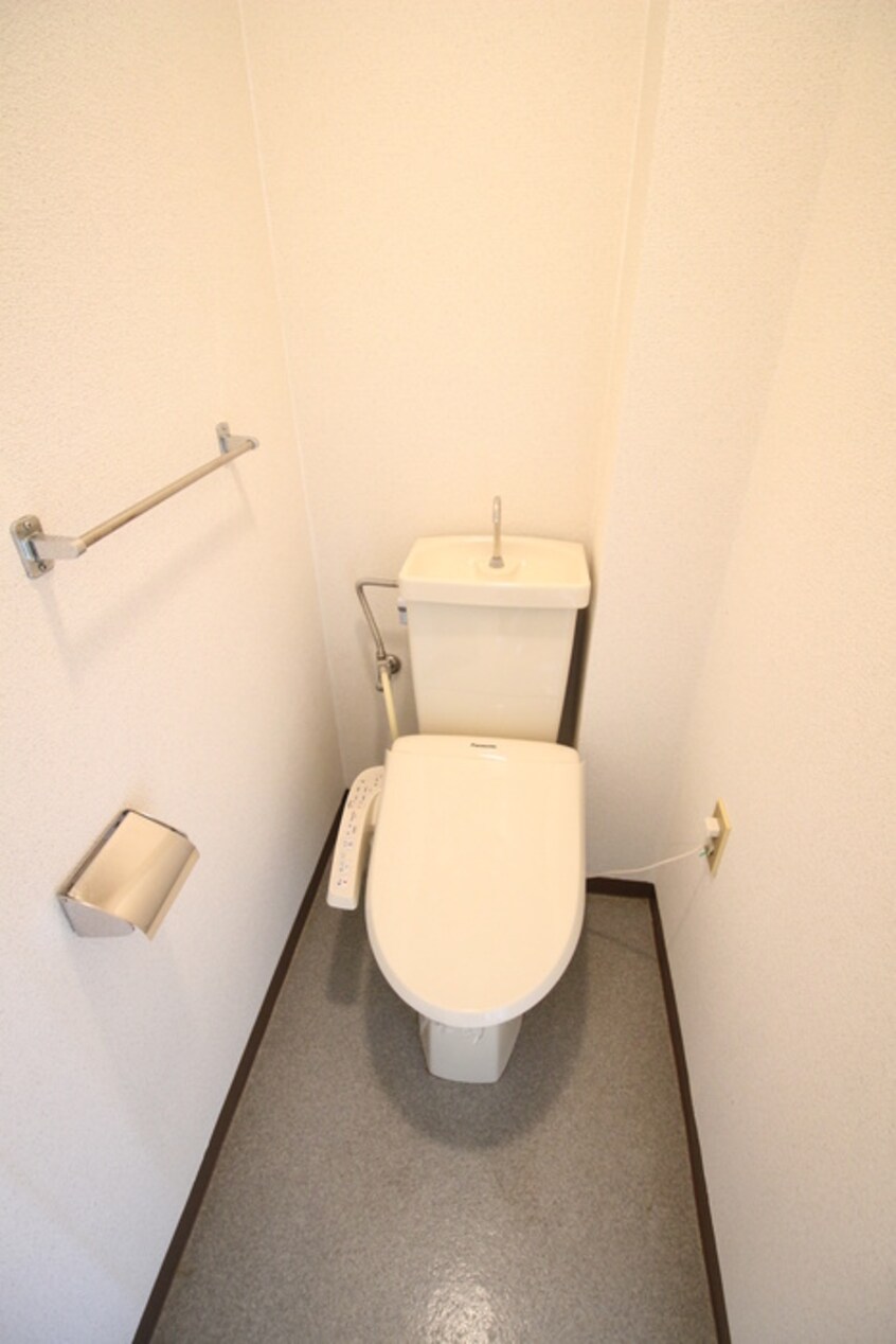 トイレ メゾンフォルテ中西