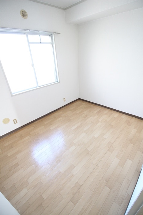 居室 メゾンフォルテ中西