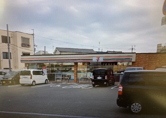 セブンイレブン　松原上田6丁目店(コンビニ)まで130m ザウバーベルグ