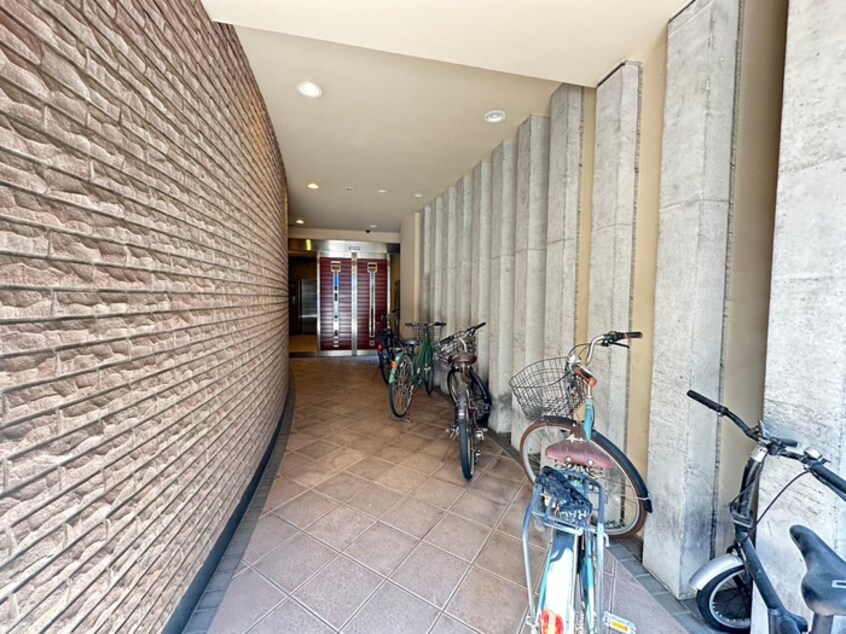 エントランス部分 Ａｊｉｒｕ Ｋｉｔａｈｏｒｉｅ