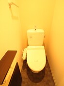 トイレ Mid Court Umekita