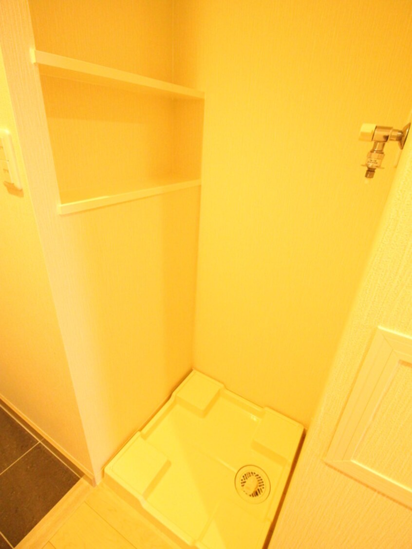 洗濯機置場 Mid Court Umekita