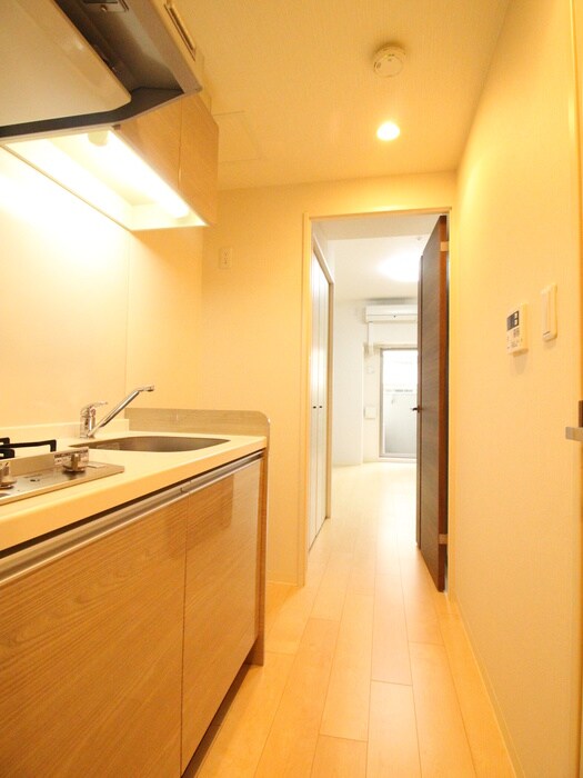 廊下 Mid Court Umekita