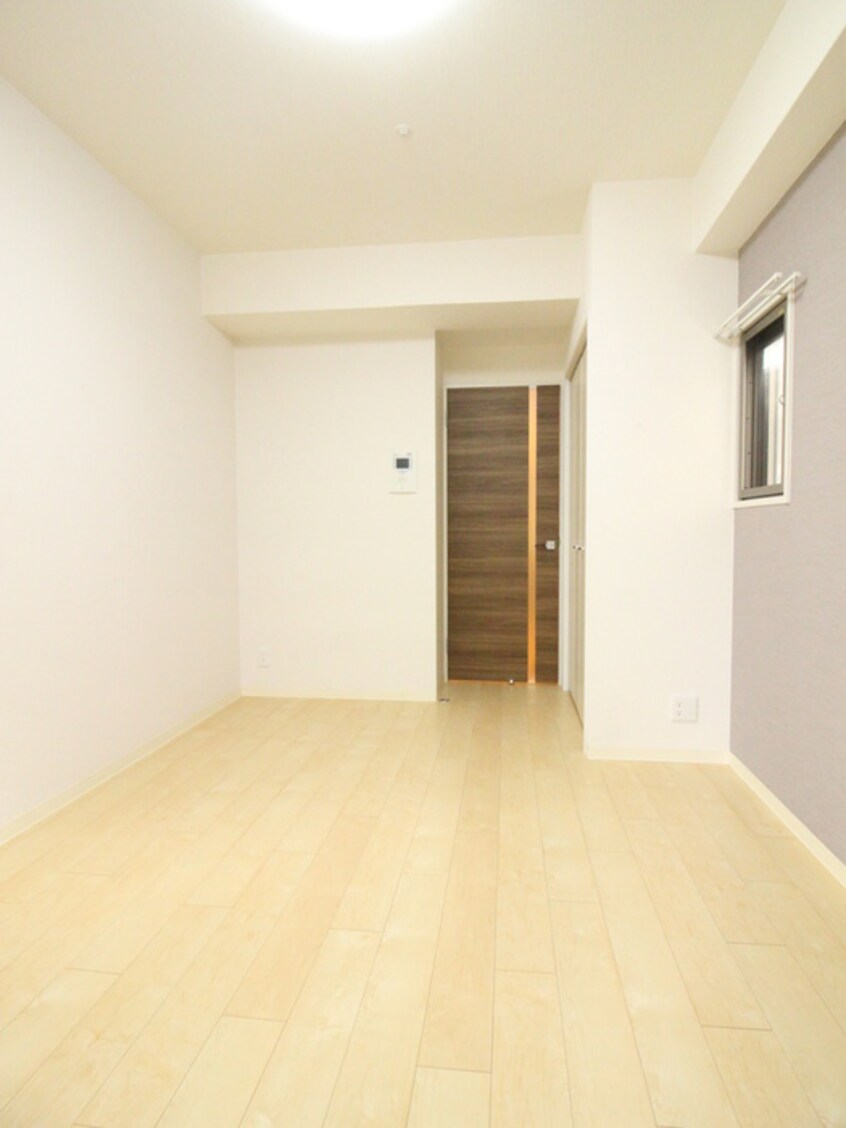 居室 Mid Court Umekita