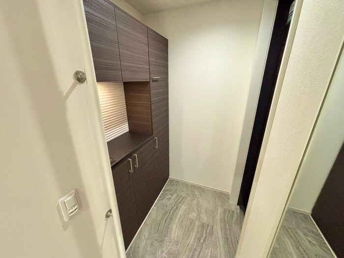 玄関 フローレ 桃ケ池