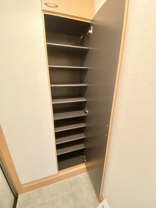 靴箱 憩ハイツ