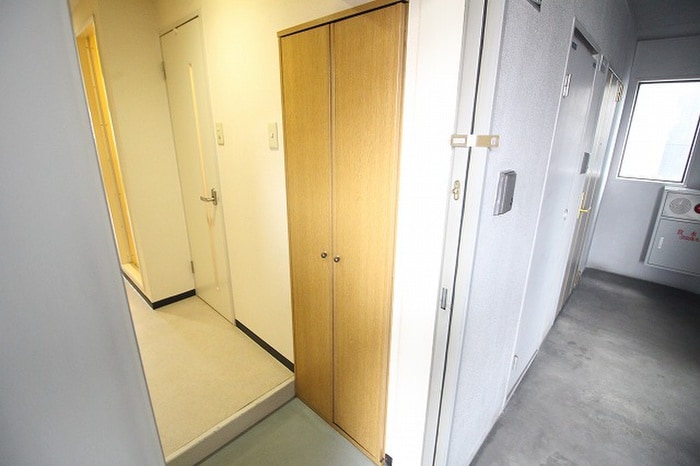 玄関 洛西メゾン