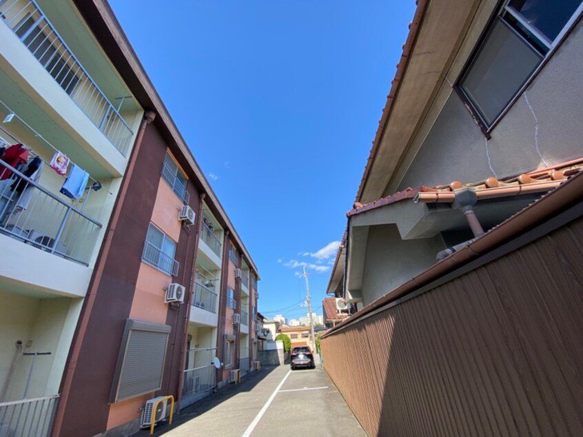 駐車場 サンロイヤルマンション