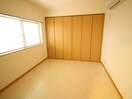 居室 サンロイヤルマンション