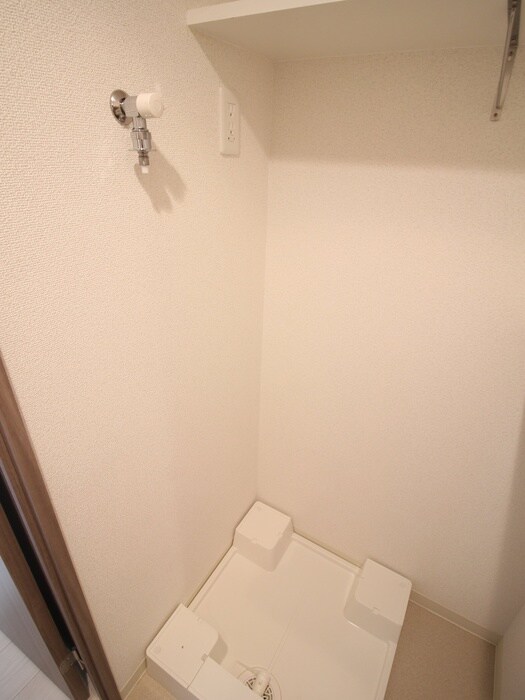 洗濯機置場 ｴｽﾘｰﾄﾞ新大阪ｸﾞﾗﾝﾌｧｰｽﾄ(711)