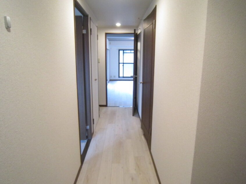 廊下 サニーライフ緑地