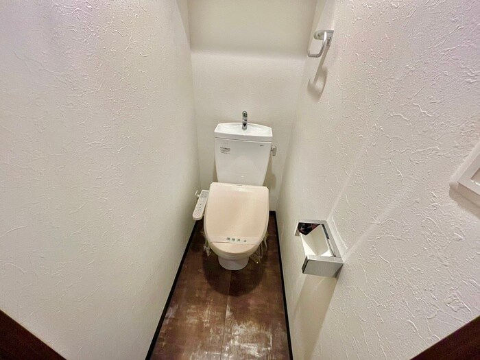 トイレ グランカーサ難波元町