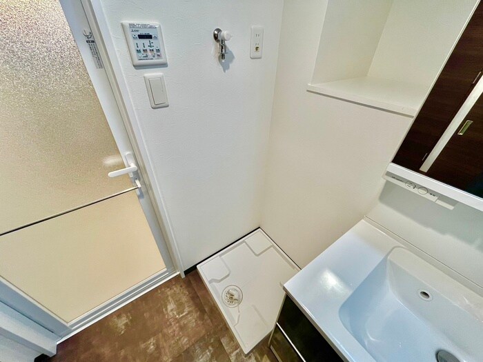 洗濯機置場 グランカーサ難波元町