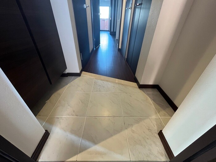 玄関 グランカーサ難波元町